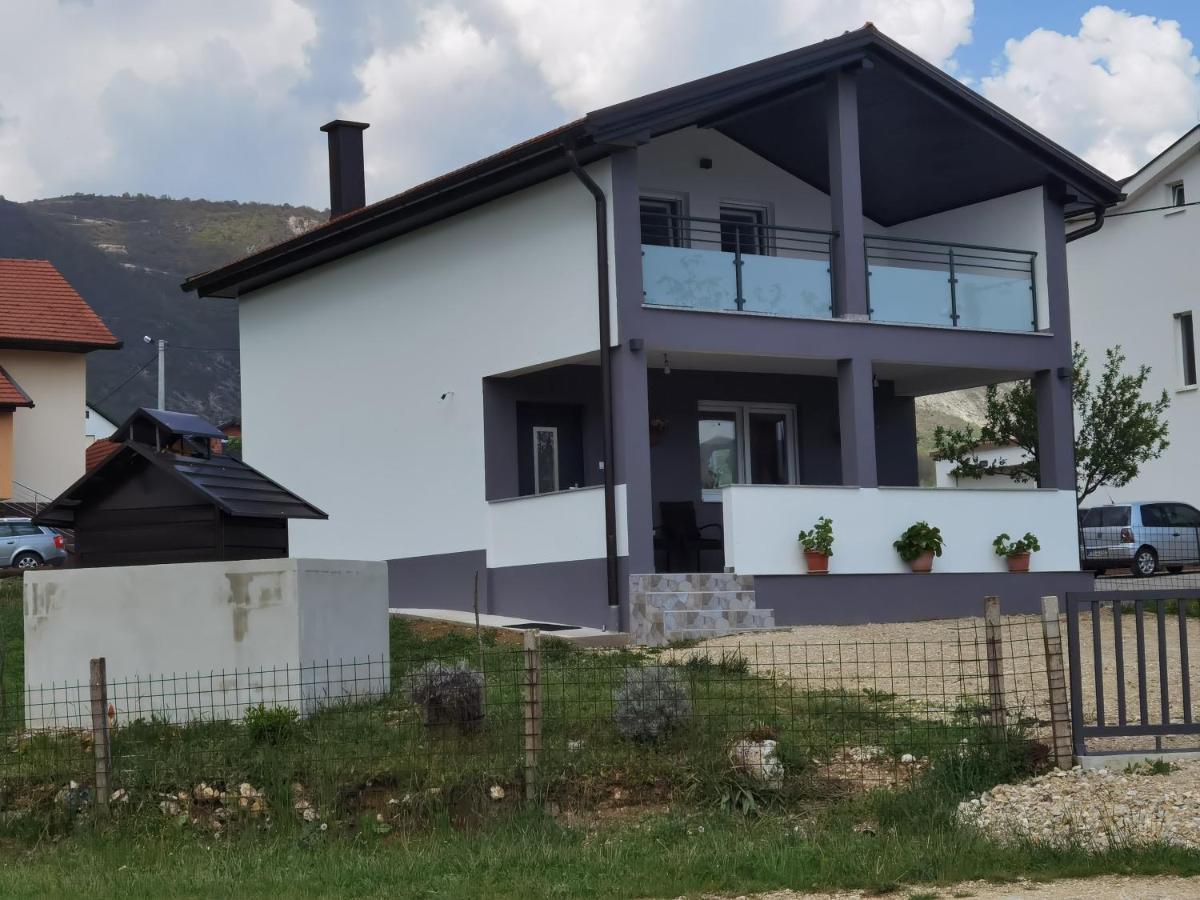 Vikendica Bosnjak Prozor Exterior foto